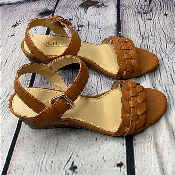 NWOB MICHAEL BY MICHAEL SHANNON SPARK WEDGE SANDAL - Picture 3 of 5